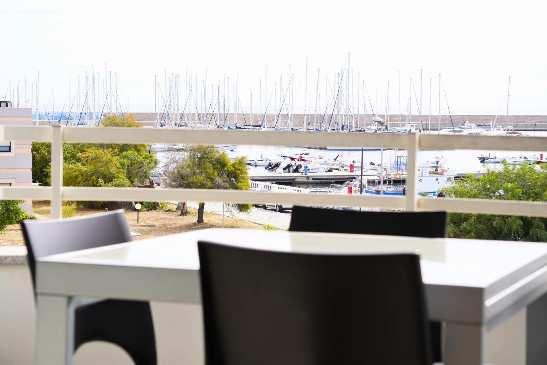 Aparthotel Le Residenze Blu Sardinia La Caletta Esterno foto